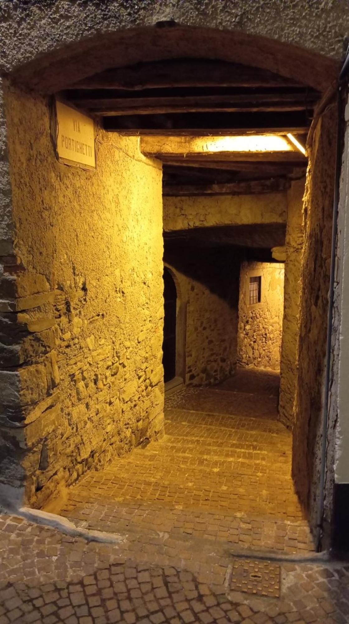 La Dimora Dei Due Laghi Acomodação com café da manhã Calolziocorte Exterior foto